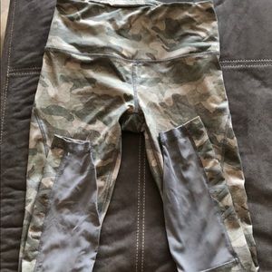 RBX camo leggings with mesh